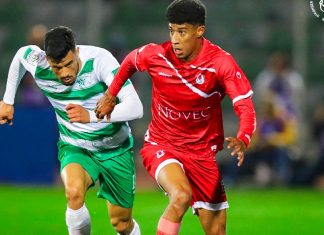 مولودية وجدة يقلب تأخره لفوز أمام الفتح الرياضي