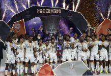 ريال مدريد يثأر من برشلونة ويتوج بكأس السوبر الإسباني