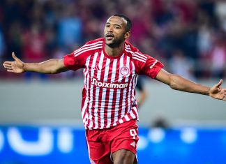 أولمبياكوس يهزم فرينكفاروزي بهدف أيوب الكعبي في ذهاب ثمن نهائي دوري المؤتمر الأوروبي