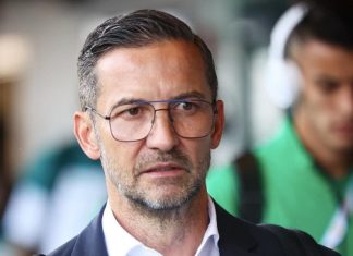 لجنة الأخلاقيات تستدعي مدرب الرجاء الرياضي