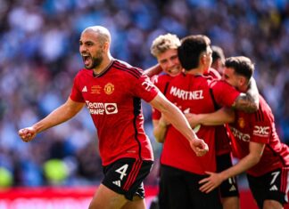 أمرابط يتوج رفقة مانشستر يونايتد بكأس الاتحاد الإنجليزي