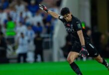 ياسين بونو يقود الهلال السعودي للتتويج بلقب كأس خادم الحرمين الشريفين
