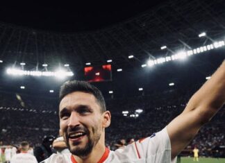 أبرز أرقام وألقاب خيسوس نافاس مع إشبيلية بعد إعلان رحيله