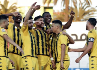 المغرب الفاسي يهزم المغرب التطواني بعد التمديد ويبلغ نصف نهائي كأس العرش