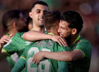 الرجاء يفوز على بركان بثلاثية نظيفة ويقلص الفارق مع الجيش لنقطة واحدة