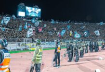 سلطات وجدة تمنع التنقل الجماعي لجمهور الرجاء