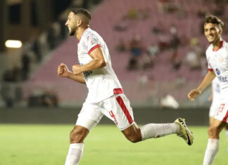 مباراة الوداد الرياضي والنادي الإفريقي الودية تنتهي بالتعادل