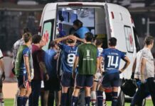 وفاة لاعب أوروغوياني بعد سقوطه قبل أيام في الملعب