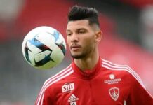 الأهلي المصري يقترب من حسم صفقة أشرف داري