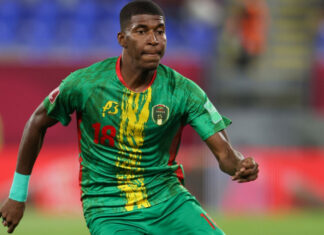 الرجاء الرياضي يتعاقد مع الدولي الموريتاني محسن بدة