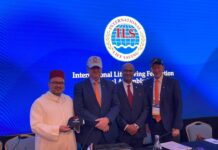 بالصور .. بخريطة المغرب كاملة…. الوفد المغربي بأستراليا يقدم ملف احتضان المملكة لبطولة العالم للإنقاذ