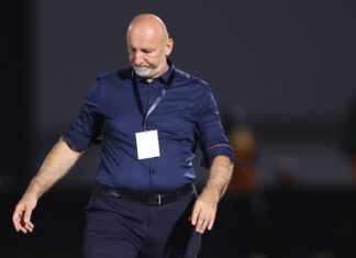 الرجاء الرياضي يقيل المدرب البوسني روسمير زفيكو