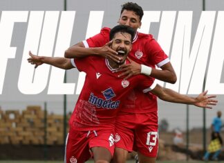 الوداد يتفوق وديا على الراسينغ البيضاوي (2-1)