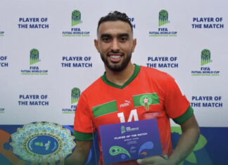 تتويج إدريس رايس الفني بجائزة رجل مباراة المغرب وبنما