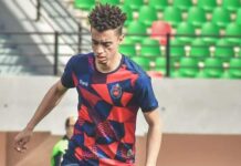 بطاقة حمراء تغيب لاعب أولمبيك آسفي عن مواجهة نهضة بركان