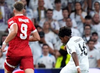 هدفين متأخرين يمنحان ريال مدريد فوزا صعبا أمام شتوتغارت