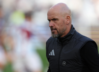 مانشستر يونايتد يعلن إقالة المدرب إريك تين هاغ