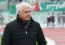 الجيش الملكي يتعاقد مع المدرب هوبير فيلود قبل “ديربي العاصمة”