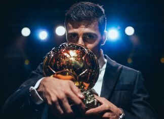 تتويج الإسباني رودري بجائزة الكرة الذهبية لسنة 2024