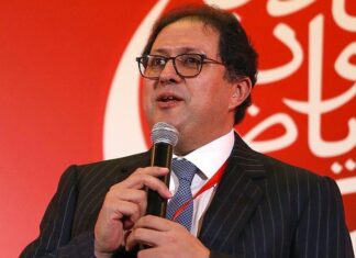 هشام آيت منا :”لن نحرم أي لاعب ودادي من الالتحاق بصفوف المنتخب المحلي”