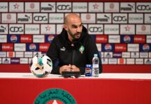 الركراكي يوضح سبب غياب زياش ودياز عن مواجهتي إفريقيا الوسطى