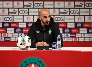 الركراكي يوضح سبب غياب زياش ودياز عن مواجهتي إفريقيا الوسطى