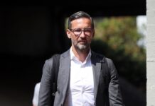 الوحدة السعودي يقيل مدربه الألماني جوزيف زينباور