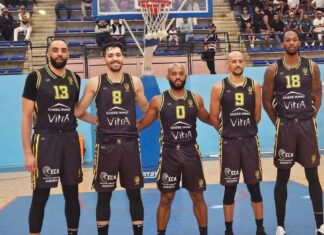 كرة السلة/ الفتح الرياضي ينفرد بالزعامة