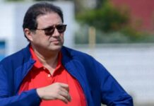 الرجاء الرياضي يقدم شكاية ضد رئيس الوداد هشام آيت منا