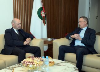 فوزي لقجع يستقبل رئيس الاتحاد الإسباني لكرة القدم