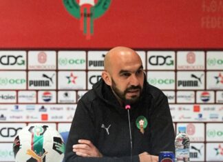 الركراكي لم يدل بأي تصريحات.. والإشاعات تشوش على الأسود