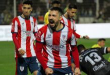 المغرب التطواني يفوز على نهضة الزمامرة بثلاثية نظيفة