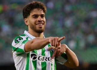 الزلزولي يقود ريال بيتيس لتأهل تاريخي لنهائي دوري المؤتمر الأوروبي