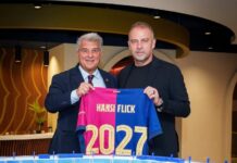 برشلونة يعلن تمديد عقد مدربه فليك إلى غاية 2027