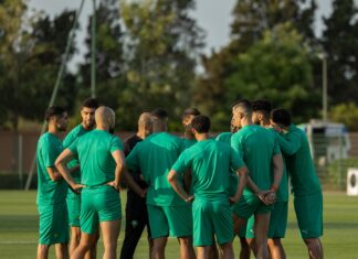 المنتخب المغربي يجري آخر حصة تدريبية قبل التوجه صوب فاس