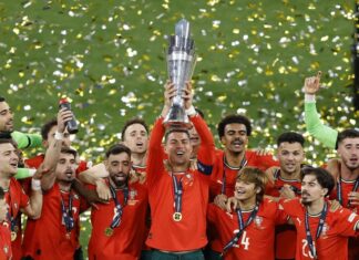 البرتغال يتوج بلقب الأمم الأوروبية على حساب إسبانيا