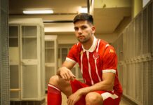 الوداد الرياضي يعلن تعاقده مع فيريرا ويلتحق بتداريب الفريق