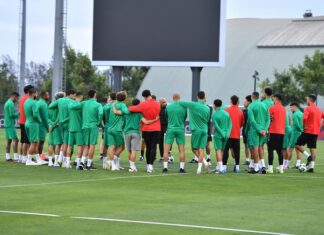 المنتخب المغربي يخوض أول حصة تدريبية قبل مواجهتي تونس والبنين