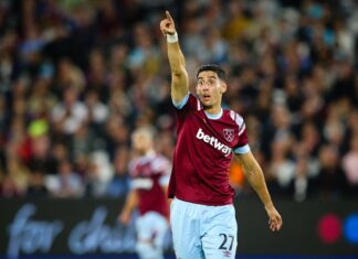 نايف أكرد على رادار يوفنتوس