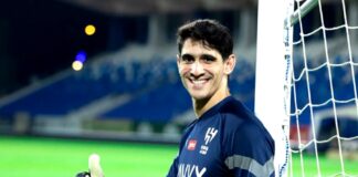 ياسين بونو يفوز بجائزة لاعب الشهر في الدوري السعودي