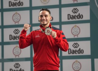 المغربي سعيد أوبايا يُتوج بالميدالية الفضية في بطولة العالم للكاراتيه