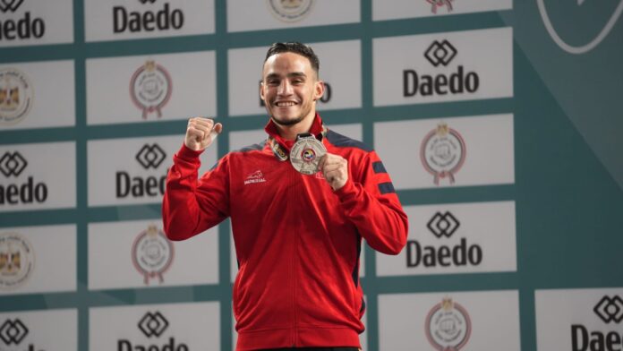 WhatsApp Image 2025-11-30 at 21.08.39 (1)