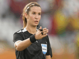 الحكمة الدولية بشرى كربوبي تعلن اعتزالها