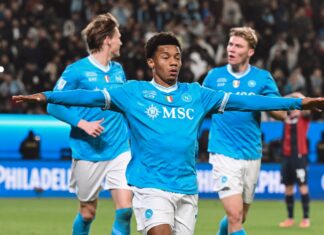 نابولي يتوج بلقب السوبر الإيطالي للمرة الثالثة في تاريخه