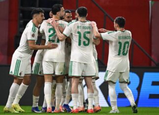 الجزائر تفوز على بوركينا فاسو وتتأهل لثمن نهائي “الكان”