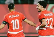 المنتخب المصري يقلب تأخره أمام زيمبابوي لفوز في أولى جولات “الكان”