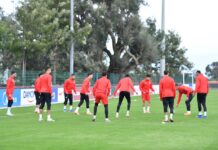 المنتخب المغربي يباشر استعداداته لمواجهة زامبيا