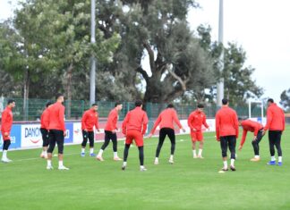 المنتخب المغربي يباشر استعداداته لمواجهة زامبيا