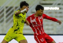 المغرب الفاسي يفوز على الفتح الرياضي برباعية