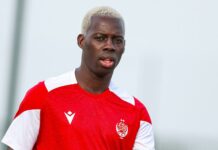 الوداد الرياضي يعزي عزيز كي في وفاة ابنه